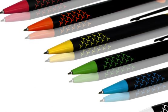PP11_3 Firefly Plastic Pen (1)